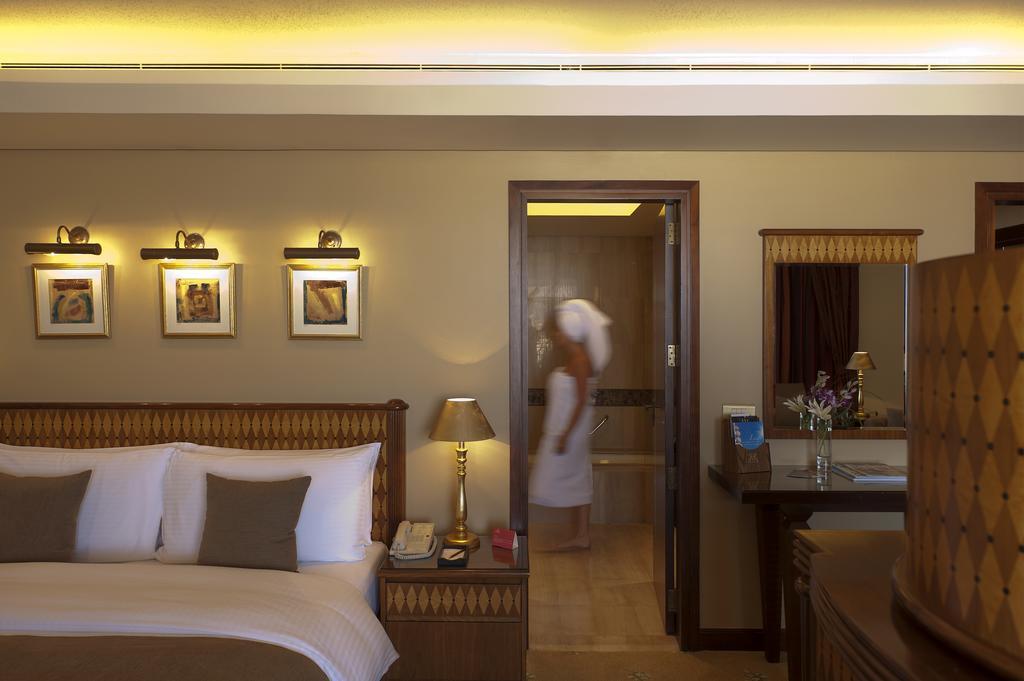 Hotel Le Royal 5*