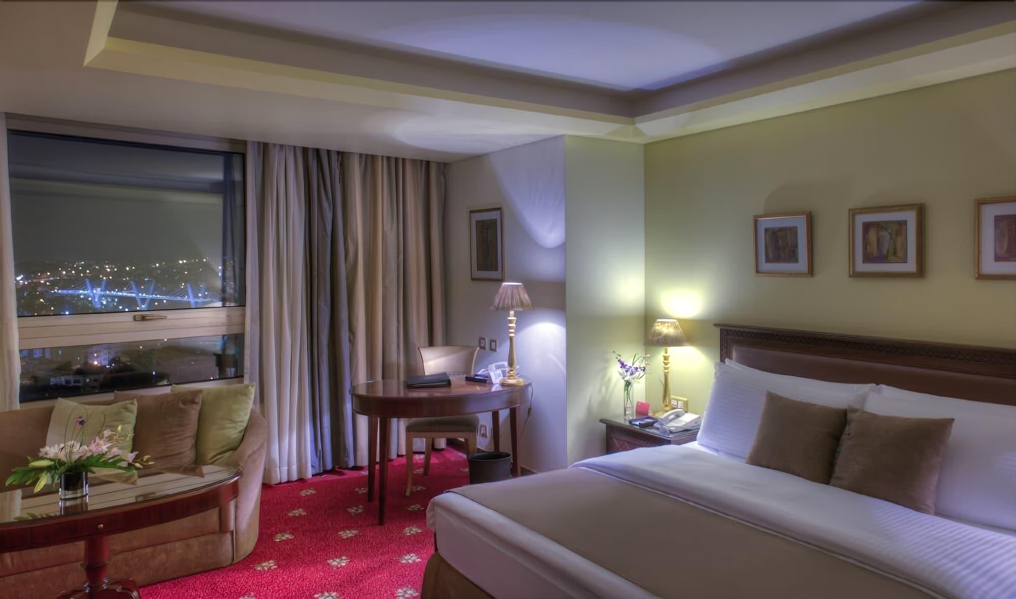 Le Royal Hotel 5*
